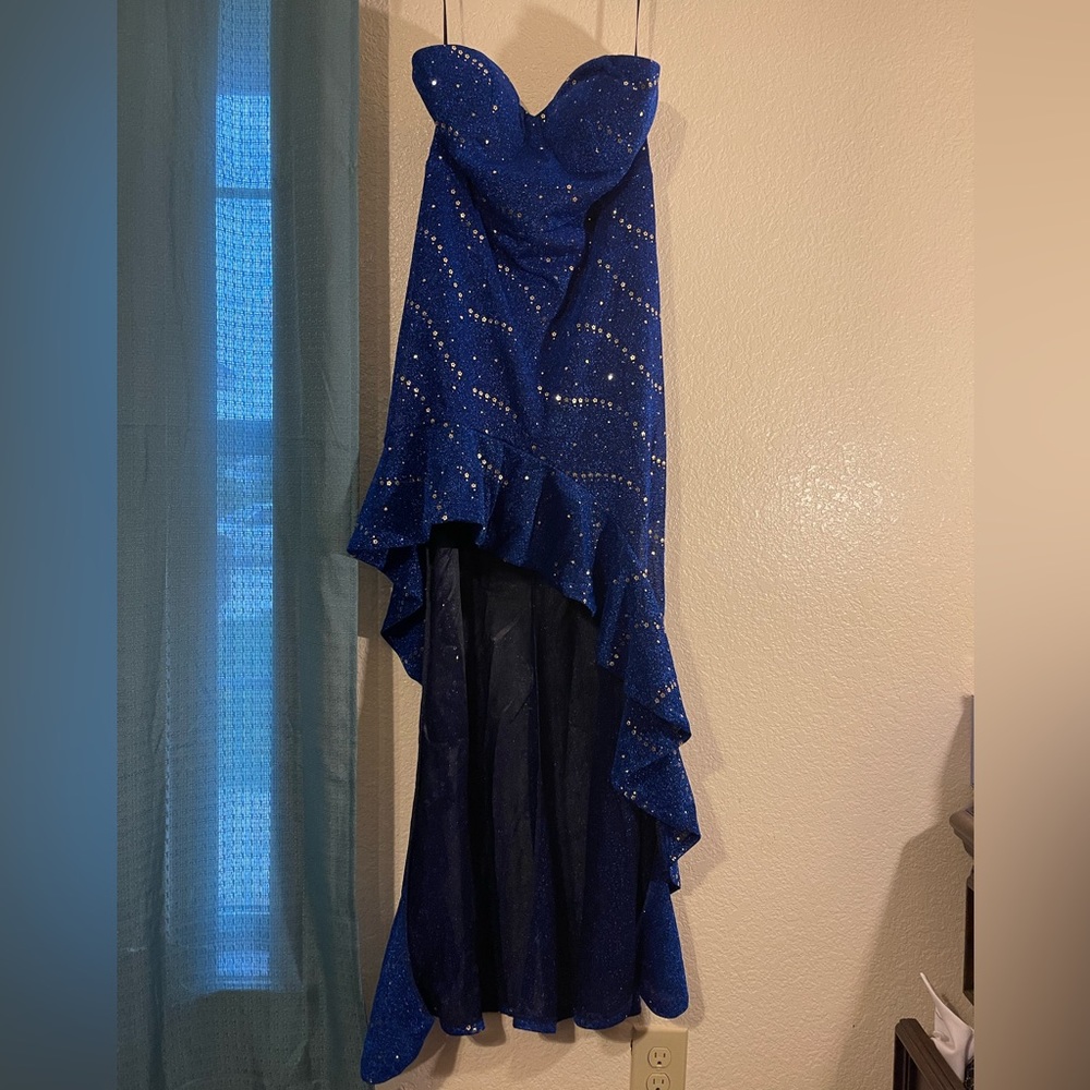 A blue color dress from shein.
